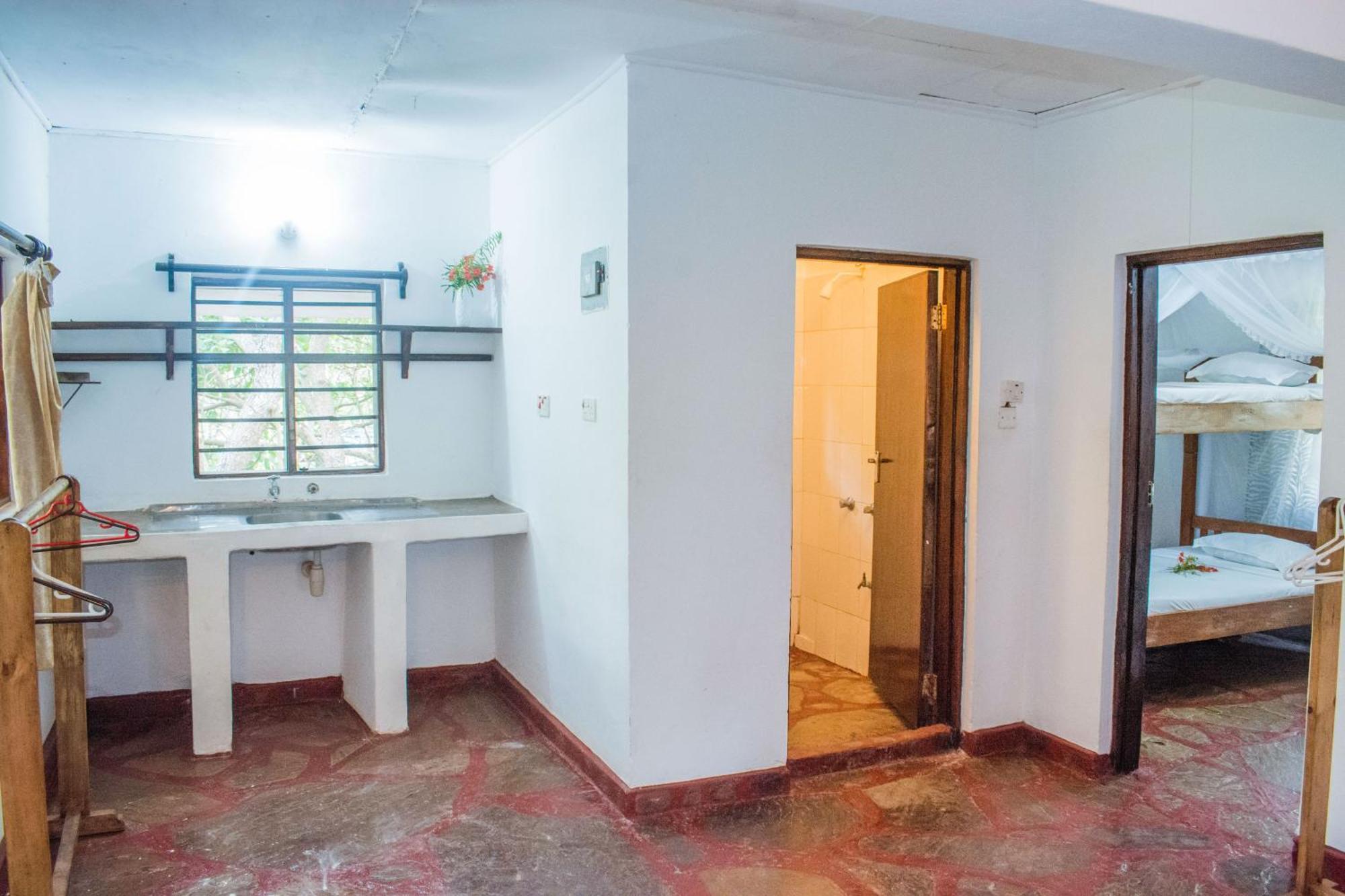 Kijani Cottages In Diani Diani Beach Buitenkant foto