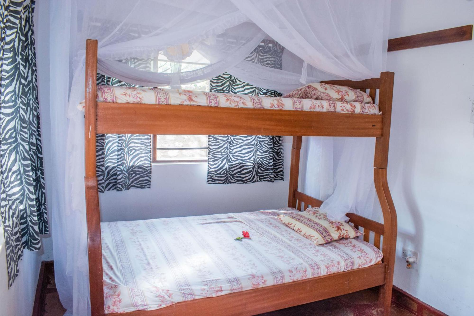 Kijani Cottages In Diani Diani Beach Buitenkant foto