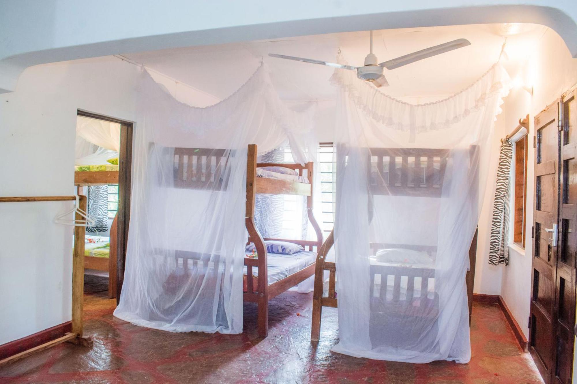 Kijani Cottages In Diani Diani Beach Buitenkant foto