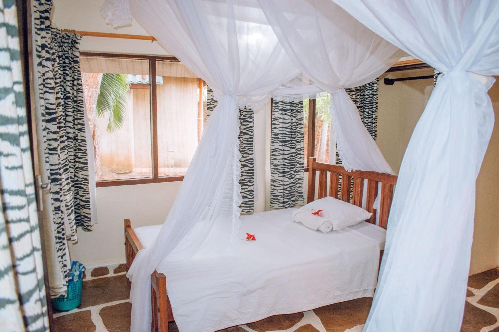 Kijani Cottages In Diani Diani Beach Buitenkant foto